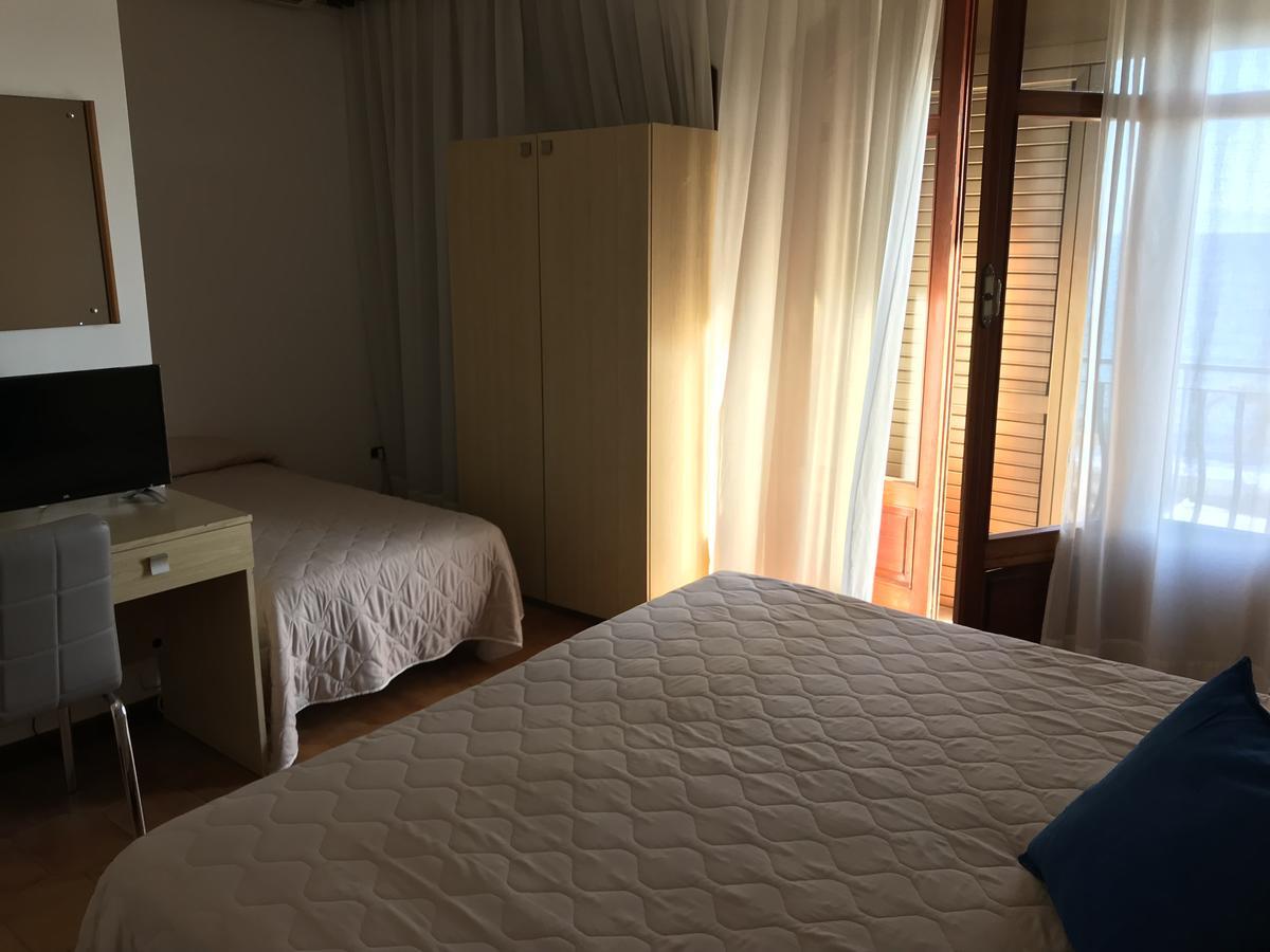 Hotel La Sirenetta Джардини-Наксос Экстерьер фото