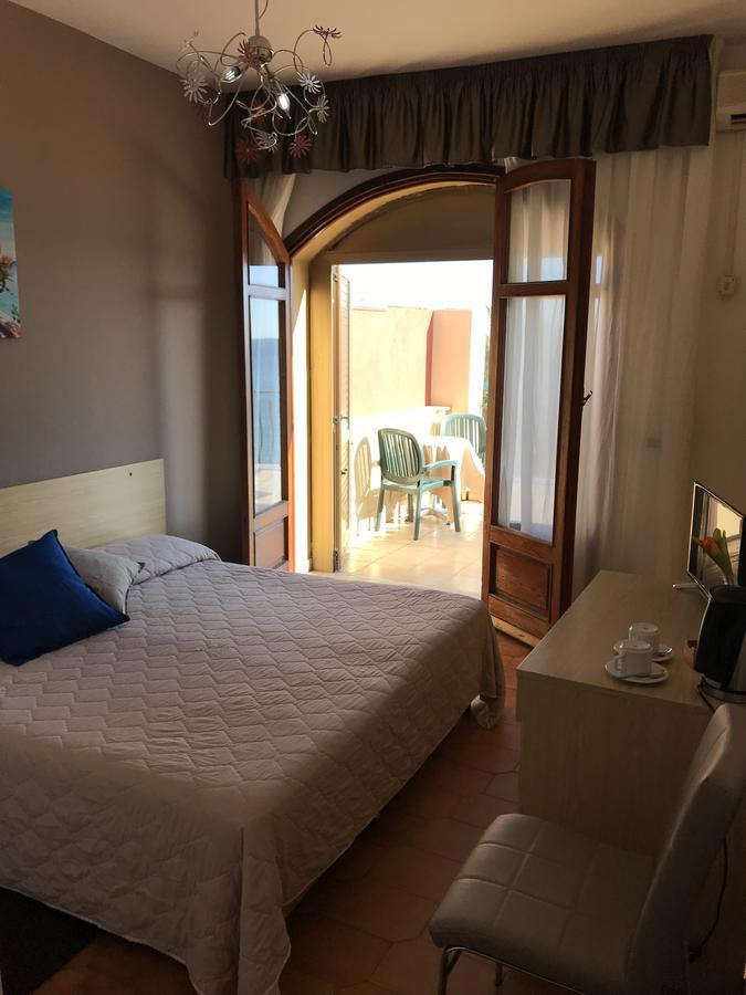 Hotel La Sirenetta Джардини-Наксос Экстерьер фото